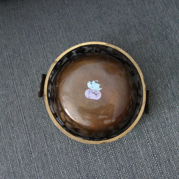 Fancy Ash Tray - Picture 7 of 11